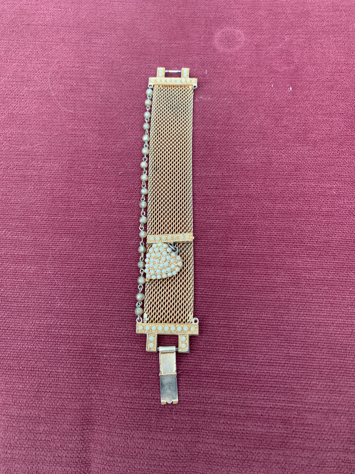 Vintage Gold Tone Mesh Braceletwith Pearl Accentsand Heart Charm
