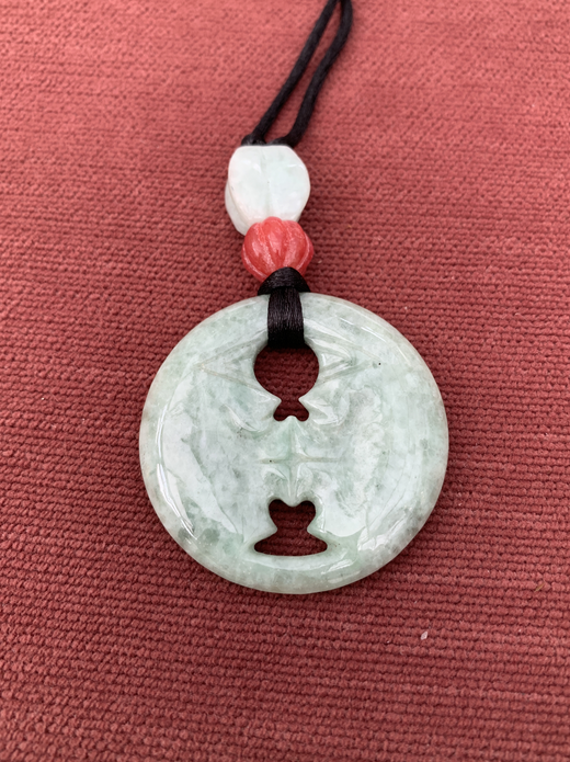 Chinese Carved Jade Bi Dive Pendantwith Redand White Beads